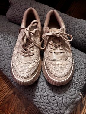 Dolce Vita Blush Beige Woven Platform Sneakers